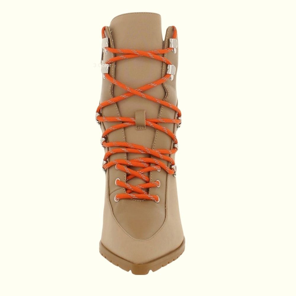 NWOB! Steve Madden KAREY Lace-Up Ankle Bootie - Picture 3 of 3